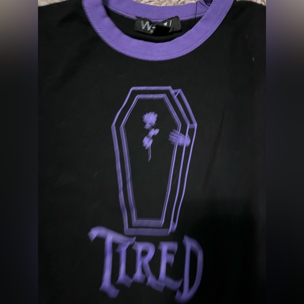 Widow tee